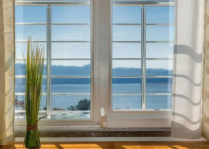 Ensidia Luxury Lejlighed