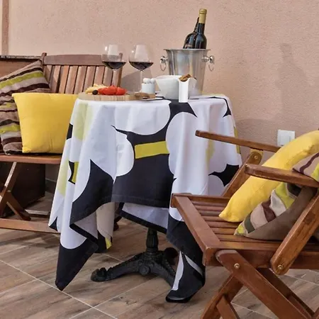 Ensidia Luxury Apartman *