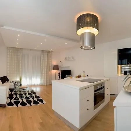 Ensidia Luxury Appartement Split